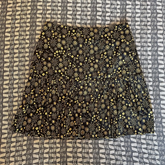Sandro black and yellow sun mini skirt - Picture 7 of 9